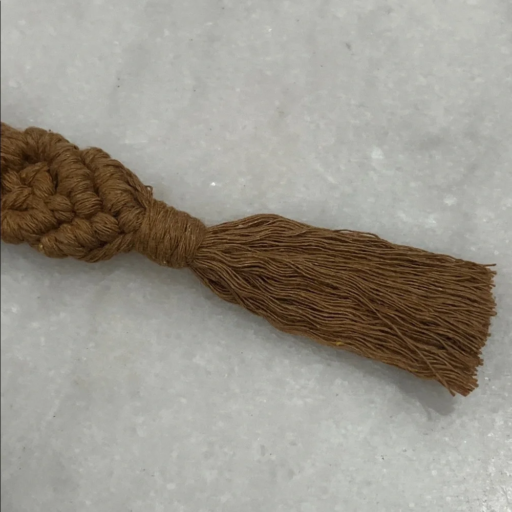 Brown Cotton Macramé Keychain - Picture 2 of 4